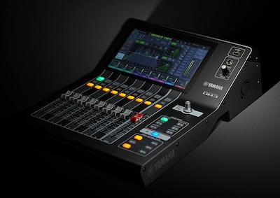 Yamaha Digital Mixing Console DM3 angle view