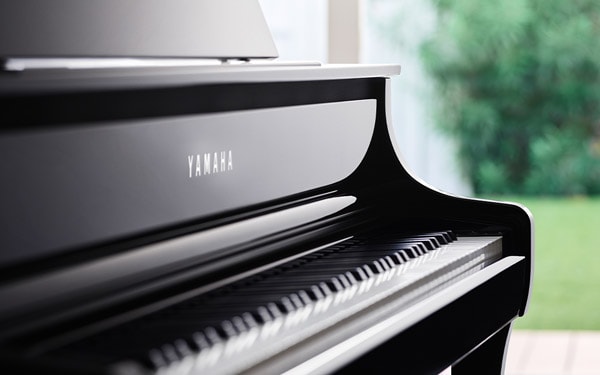 Lifestyle shot of Yamaha CLP 800 series piano